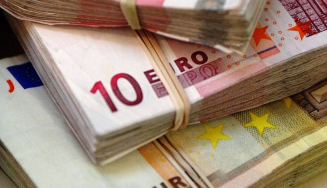 O româncă l-a făcut pe un medic din Austria să îi dea toate economiile sale, apoi l-a părăsit