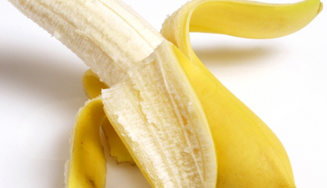 Bananele întăresc oasele  și reglează funcțiile inimii - banana-1329837506.jpg