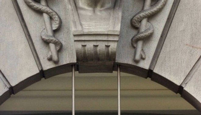 Marile bănci londoneze pregătesc concedieri masive - banca-1352121611.jpg