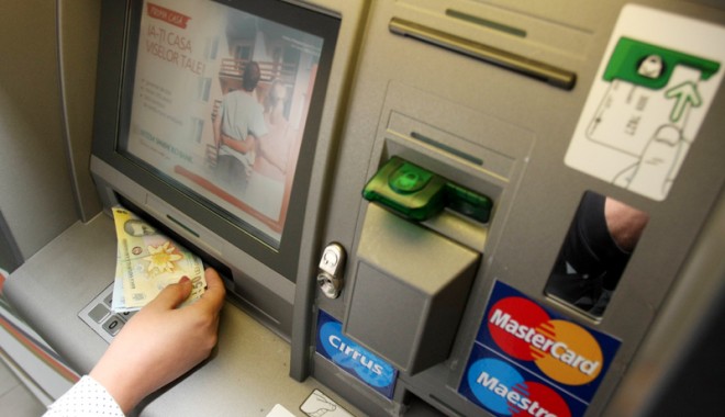 Băncile reclamă obligativitatea afișării comisioanelor la bancomate - bancile-1409148121.jpg