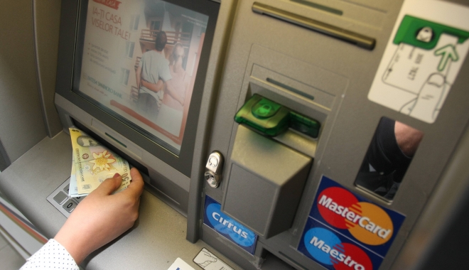 Veste excelentă pentru români! Vei retrage banii de la bancomat fără comision - bancomat19410600-1497179898.jpg
