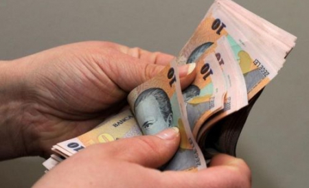 1.901 lei, salariul mediu al unui constănțean - bani-1316008083.jpg