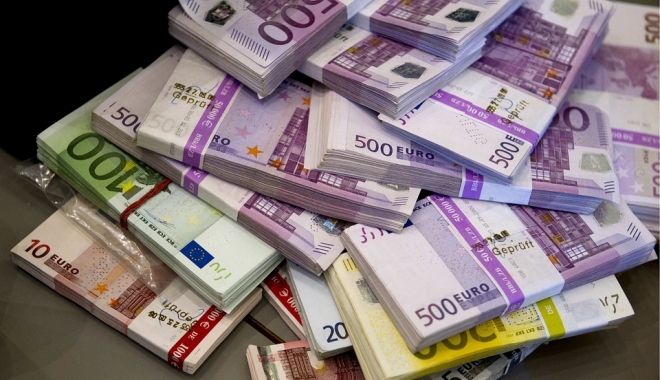 Pensiile speciale au costat 714 milioane de euro în primele șase luni din 2017 - bani-1502085021.jpg