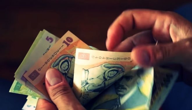 Salariul minim net crește la 1.524 lei - bani-1633355425.jpg