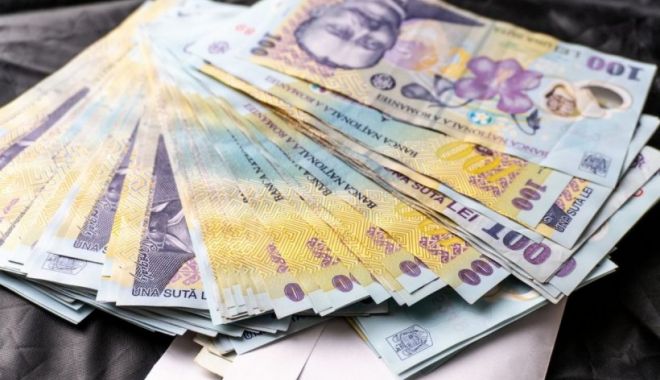 Bugetarii ale căror salarii cresc și cu 50%, de la 1 iulie. Parlamentul a aprobat majorările - bani-1654011394.jpg