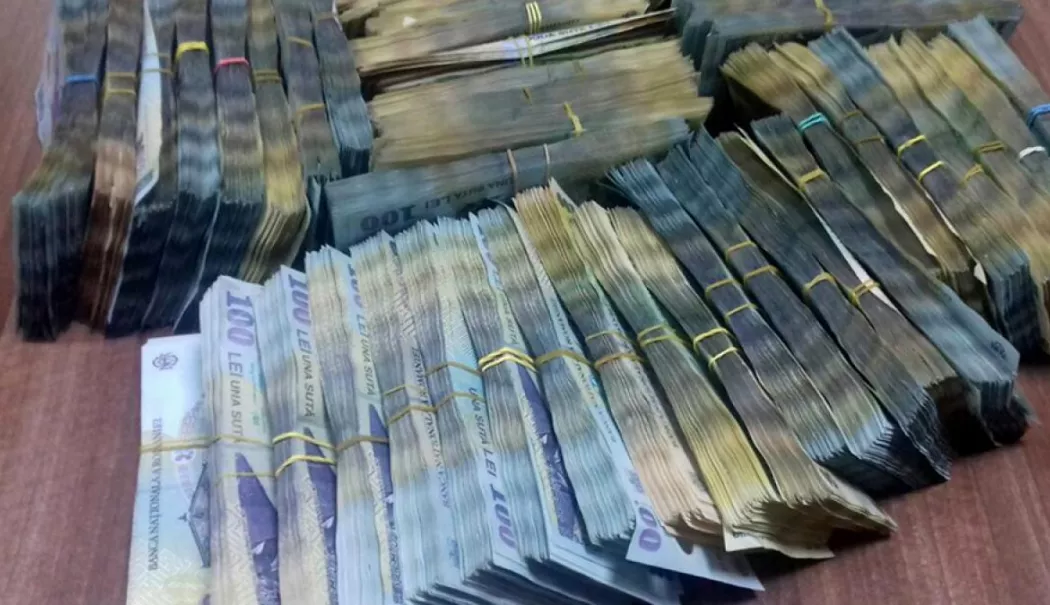 400 de primării din mediul rural primesc bani în cel mai mare proiect european de incluziune socială - bani-1783264779.webp