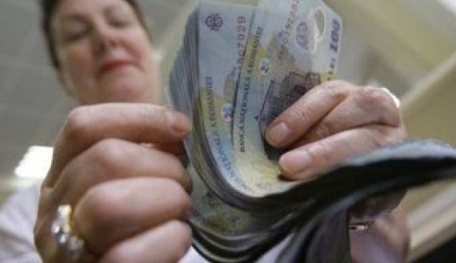 Primăriile se pot împrumuta din Trezoreria Statului pentru cofinanțarea proiectelor europene - bani1-1490950865.jpg