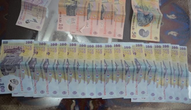 BNR: ​Bancnota e 100 lei a fost cea mai falsificată, anul trecut - banilei-1624876307.jpg