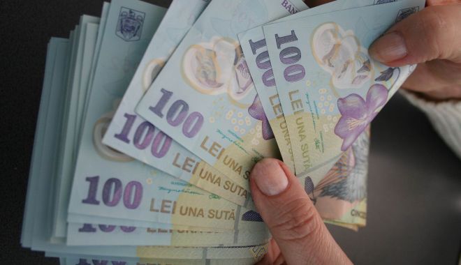 Cel mai mic ROBOR din ultimii doi ani. Indicele la trei luni a scăzut la 2,42% - banileigf8-1590483516.jpg