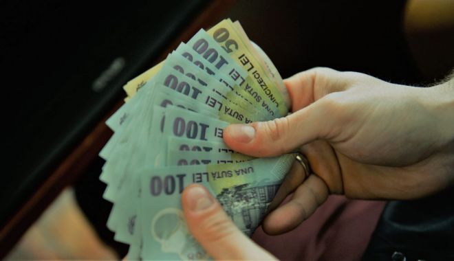 Cresc, din nou, salariile la stat - baniprogramcomer539finan539are11-1553118804.jpg