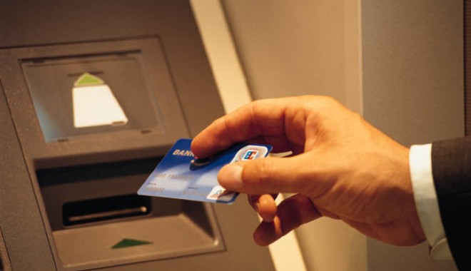 Și băncile oferă all inclusive - banking2-1342595014.jpg