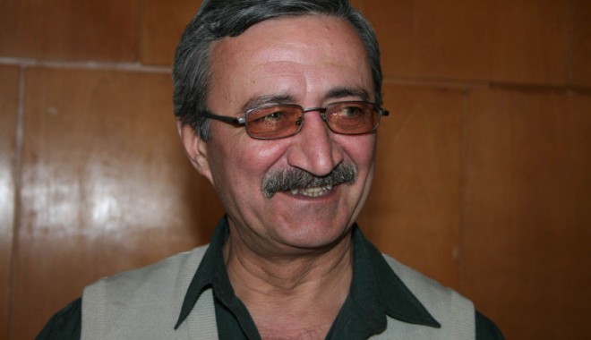 Prof. Ioan Băraru: 