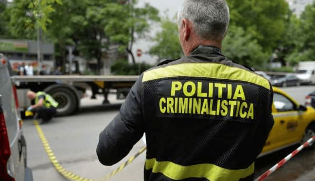 Bărbat înjunghiat de mai multe ori în gât de fosta soție. Femeia a fost internată la Psihiatrie