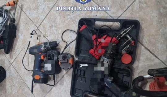 Bărbaţi din judeţul Constanţa, arestaţi! Ar fi furat scule electrice din imobile din Tuzla - barbati-din-constanta-cercetati--1707119420.jpg