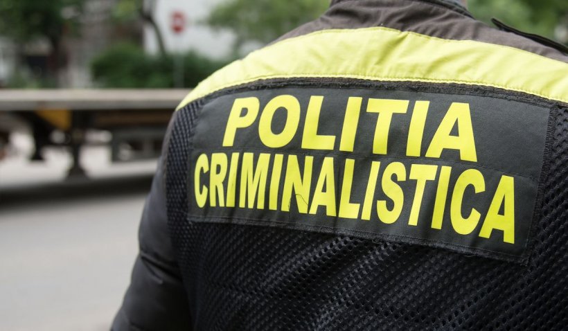 Un bărbat a fost găsit mort în propriul apartament. Era înjunghiat de peste 200 de ori - barbattaiatmortgalati702123-1770113453.webp