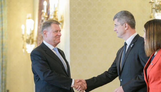 USR îl propune pe Dacian Cioloș premier/ Stelian Ion merge la consultările de la Cotroceni - barna-1633940853.jpg