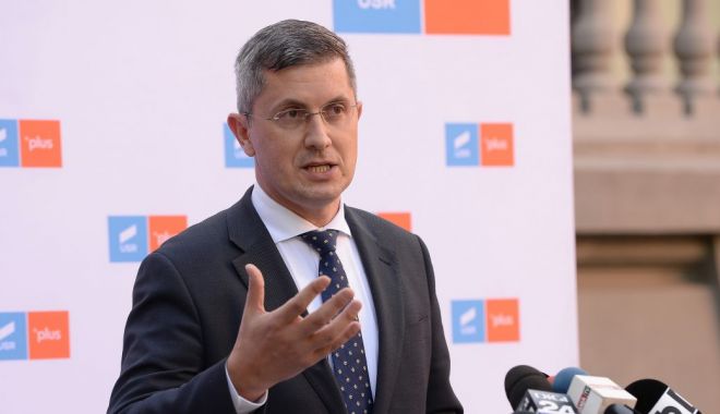 Barna: USR ia în calcul să atace bugetul de stat pe 2022 la Curtea Constituțională - barna-1640172954.jpg