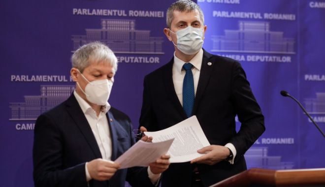 Barna și Cioloș vor să fie dublu-președinți, de partid și țară - barnaciolosi-1615133687.jpg