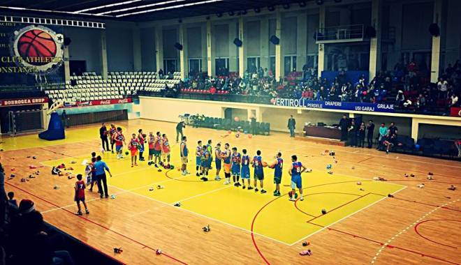 Baschet: Pescarușii au câștigat ediția a doua a All Star Game - baschet-1450526472.jpg