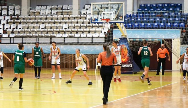 CS Phoenix-Știința a spulberat-o pe CSU Oradea - baschet-1580671137.jpg