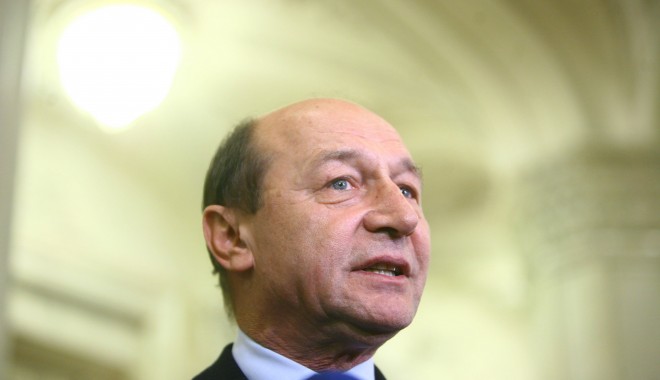 Băsescu cere Parlamentului să adopte mai rapid noul Cod Penal - basescu-1329905133.jpg