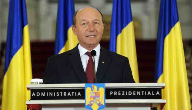 Băsescu retrimite în Parlament Legea privind reducerea CAS - basescu-1406134595.jpg