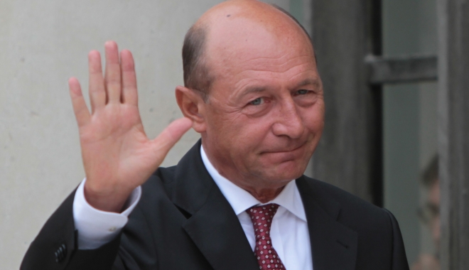 TRAIAN BĂSESCU A SCĂPAT. Dosarul retrocedărilor a fost clasat - basescu-1496040381.jpg