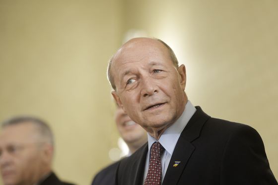 Băsescu îndeamnă electoratul moldovean să voteze liderii opoziției pro-europene - basescu-1551014481.jpg