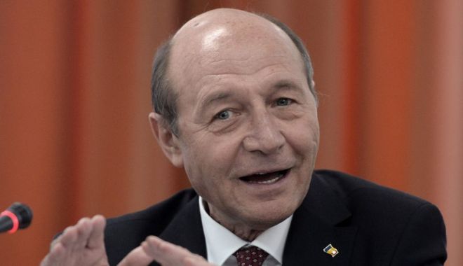 Traian Băsescu: 