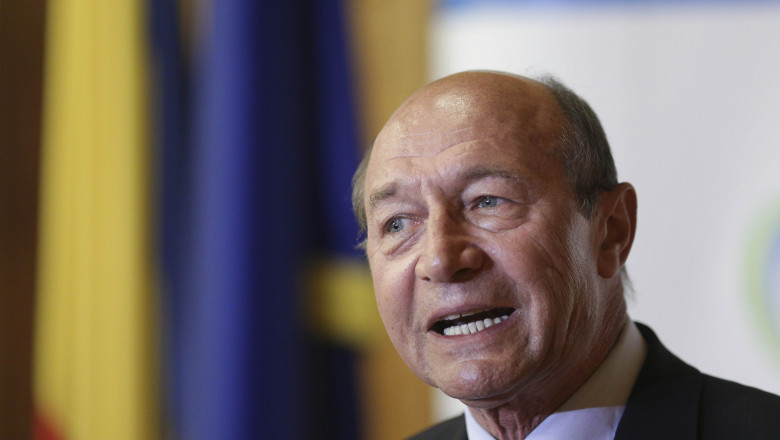 Traian Băsescu îl atacă pe candidatul independent la prezidenţiale, Mircea Geoană - basescu-geoana-1726394493.jpg