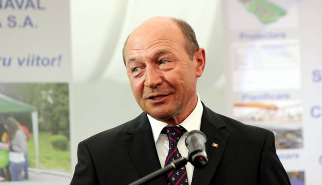 Băsescu îi cere premierului  să demisioneze - basescuceredemisia19-1436895616.jpg
