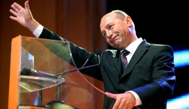 Congresul PMP, în aceste momente / Traian Băsescu, prezent - basescuj2ed1c8nbw-1423387376.jpg