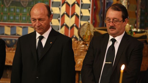 Ce-au făcut de Paște Băsescu, Boc și Ungureanu - basescumirceaadevarulro75026200-1334569878.jpg