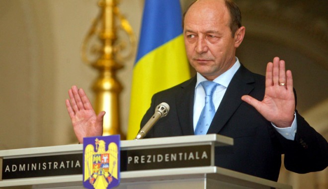 Băsescu reclamă agresiuni  ale unor parteneri europeni - basescureclama-1389804131.jpg