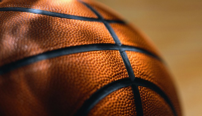 BC Farul va încerca să oprească energia Rovinariului - basketball-1361487169.jpg