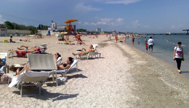 Bătaie pe plajele din Mamaia - bataieplaje-1398360152.jpg