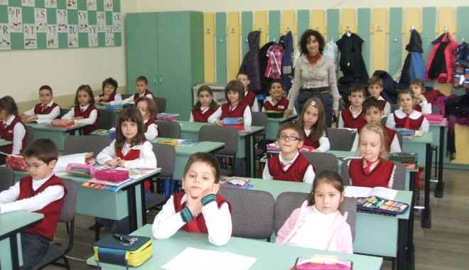 Bătălia pentru un loc la clasa a V-a. Care sunt cele mai căutate licee - batalia-1402939359.jpg