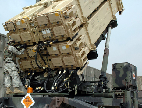 Misiune NATO: Rachete Patriot germane, în drum spre Turcia - bateriirachetepatriot-1357742031.jpg