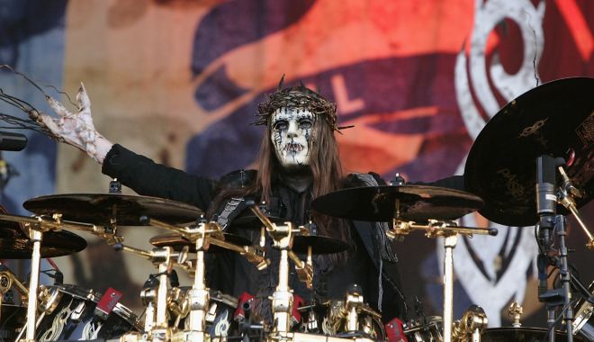 Joey Jordison, baterist și fondator al formației Slipknot, a murit la 46 de ani - bateristmort-1627566340.jpg