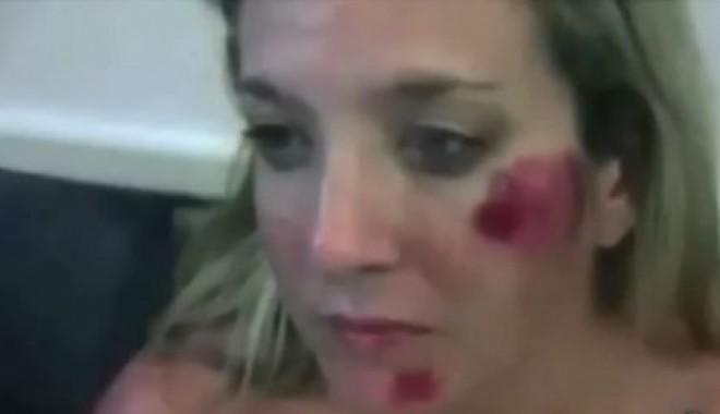 VIDEO/ BĂTUTĂ cu BRUTALITATE de polițiști, pentru că vorbea la telefon când conducea - batutaaa75045500-1360771369.jpg