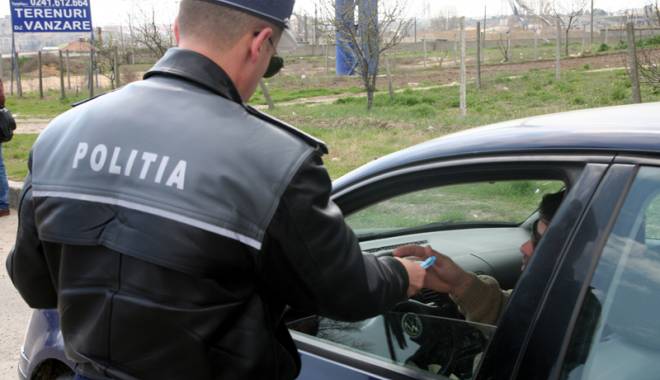 Șoferi băuți la volan, depistați de polițiști - bauti-1447872288.jpg