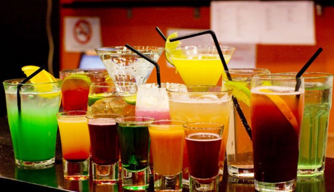 Legea controversată care limitează consumul de alcool, PROMULGATĂ - bauturilealcooliceteajutaitiment-1370942206.jpg