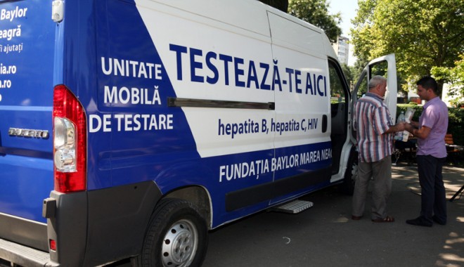 Iată cine se va putea testa gratuit pentru depistarea hepatitei - baylorprogramlaborator-1312820113.jpg