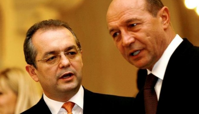 Boc, la Cotroceni: Premierul discută cu Băsescu despre fondurile europene - bb-1310550791.jpg