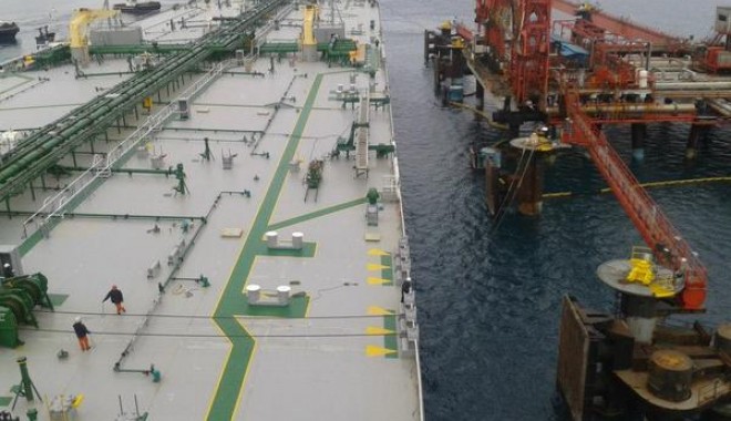 O navă taiwaneză, arestată pentru că a deteriorat un cablu submarin - bbbfghecmaaz1m3-1373902698.jpg