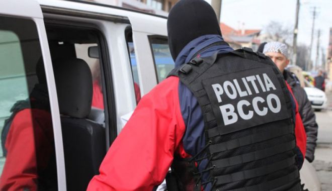 Comisar șef de la Crimă Organizată, hoț în timpul liber. E acuzat că a furat o brățară din aeroport - bbco06228300-1520094092.jpg