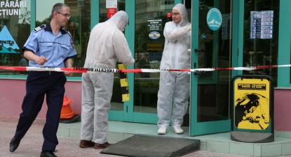 Hoții care au spart Banca Carpatica au fost trimiși în judecată - bc19a99ed9cd4ddd7a57e89d112c1ade.jpg