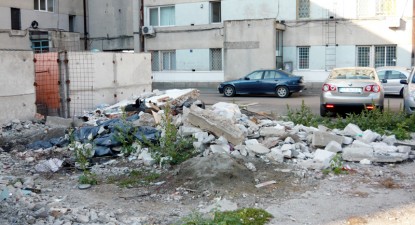 Mizeriile Constanței - bc79189a81dd58572abc54d122649815.jpg
