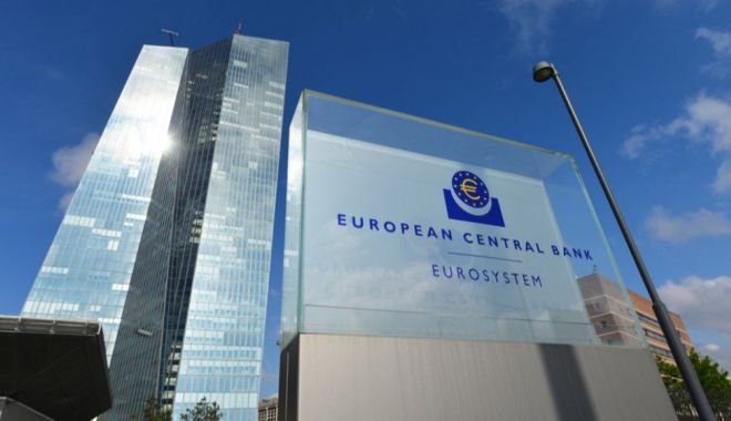 BCE cere băncilor să-şi revizuiască planurile privind capitalul, în perspectiva recesiunii - bce-1663693128.jpg