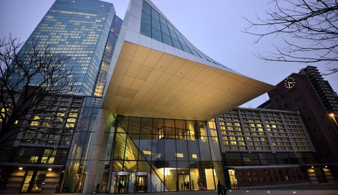 BCE începe să retragă lichiditatea injectată în sistemul bancar - bce-1668785661.jpg